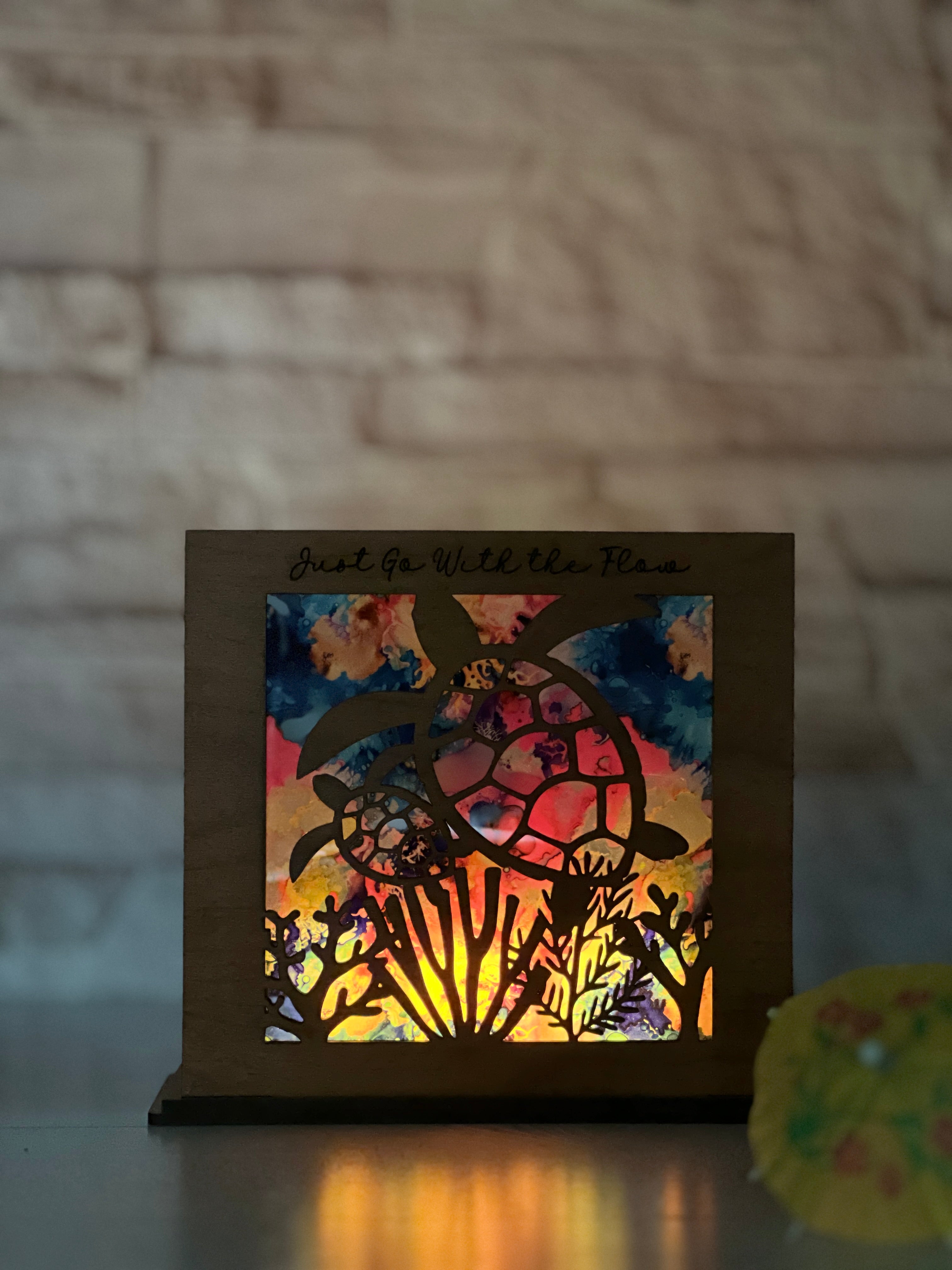 Turtle swimming shelf sitter SS006